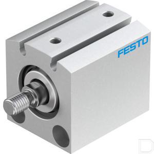 171580fe.jpg