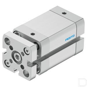 79051fe.jpg