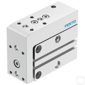93180fe.jpg