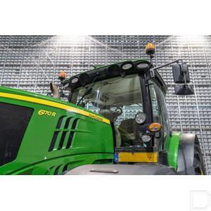 la10448_johndeere_front_off.jpg