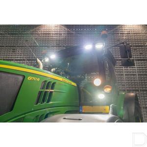la10448_johndeere_front_on.jpg